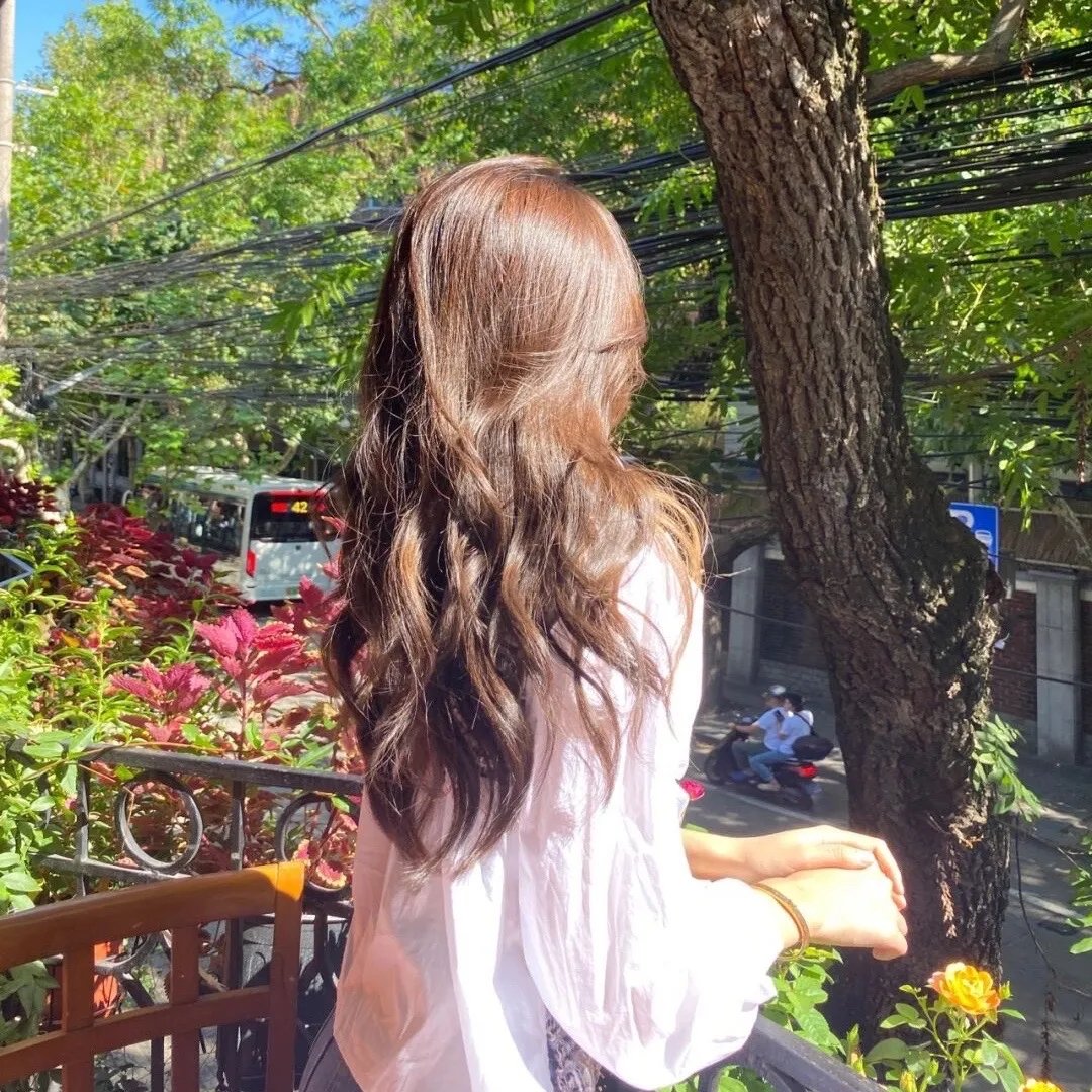 沉默不语的顾小姐